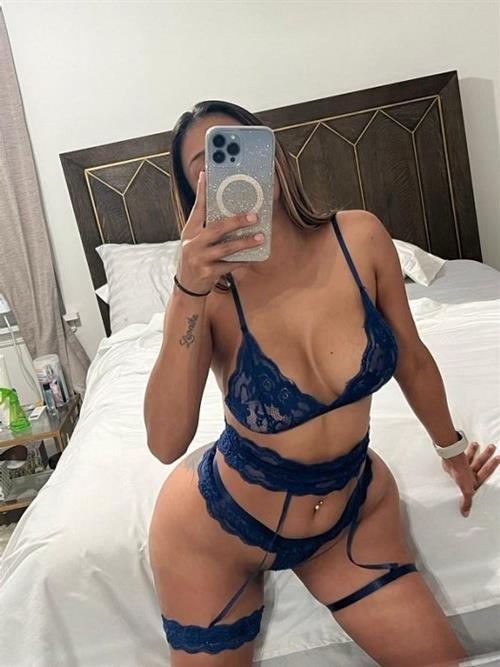 Etli escort Luz Amalia