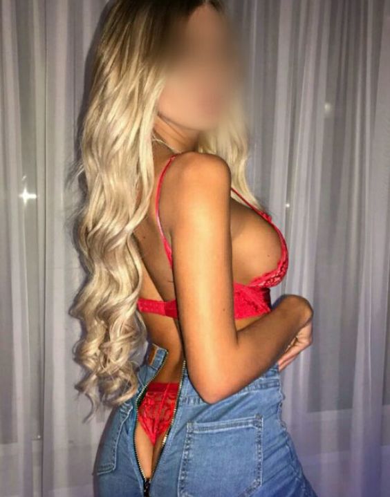 Yakışıklı escort Tabietta